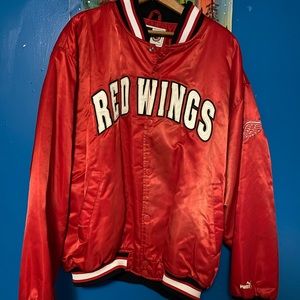 Men’s XL Puma NHL Red Wings jacket